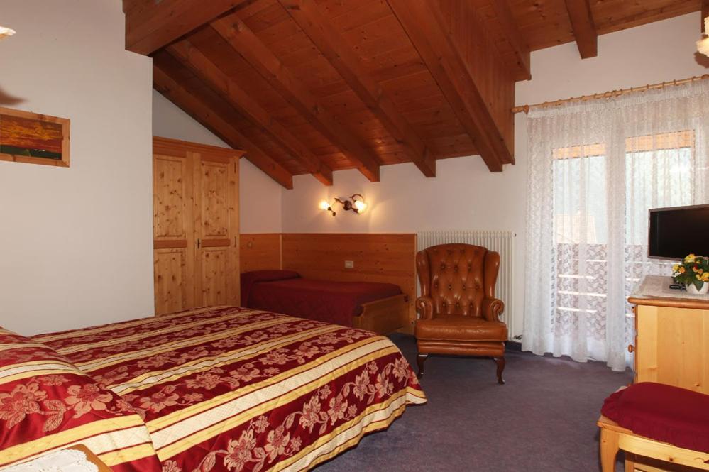 Hotel Garni Villanova Molveno Værelse billede