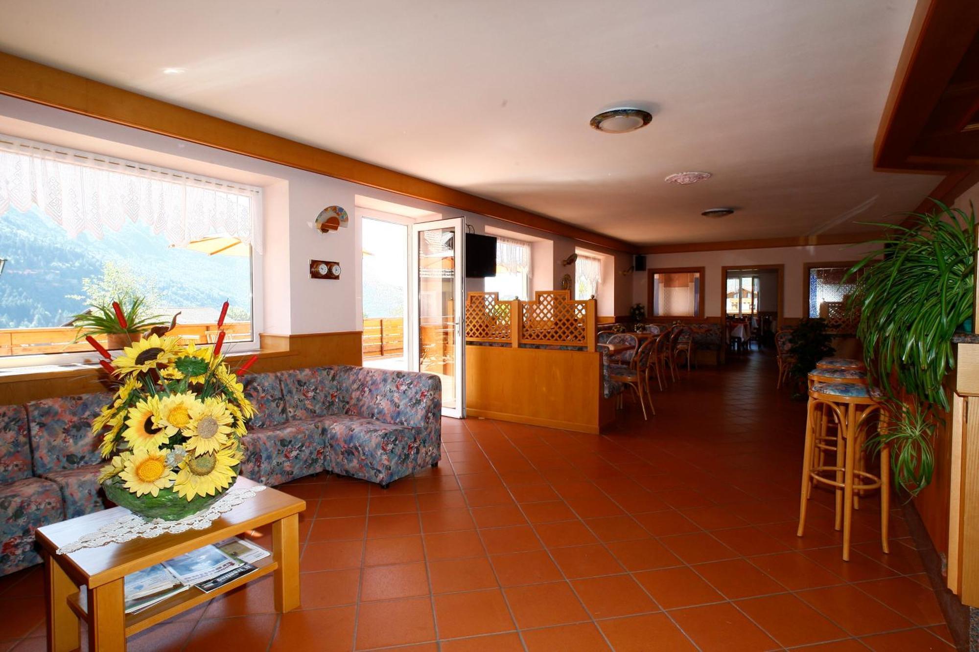 Hotel Garni Villanova Molveno Eksteriør billede
