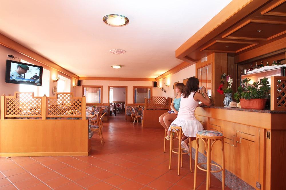 Hotel Garni Villanova Molveno Eksteriør billede