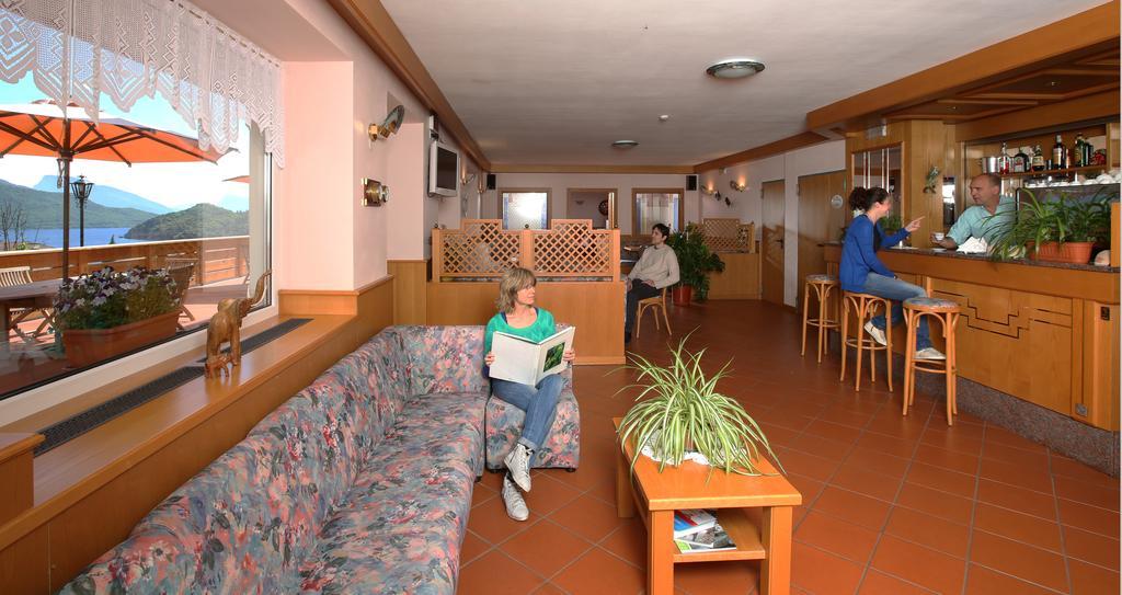 Hotel Garni Villanova Molveno Eksteriør billede